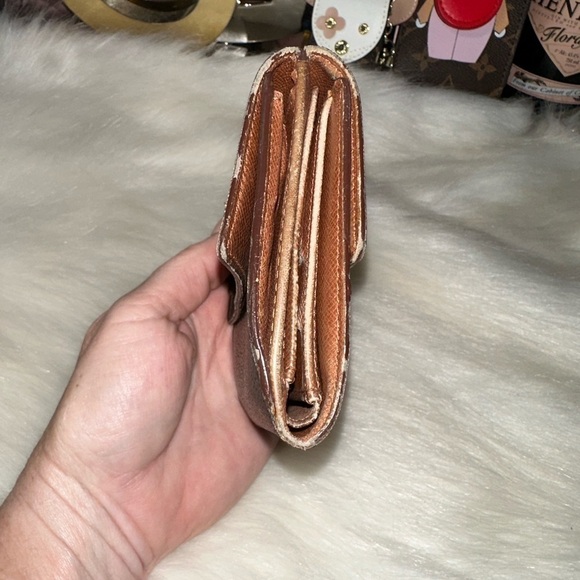 AUTHENTIC LOUIS VUITTON MONOGRAM PORTEFEIULLE ELISE TRIFOLD SNAP WALLET - Picture 11 of 12